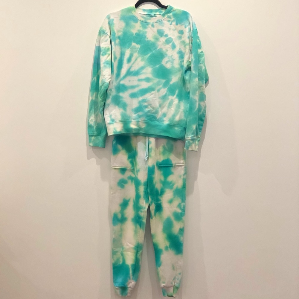 Turquoise Tie-Dye Sweatsuit Set